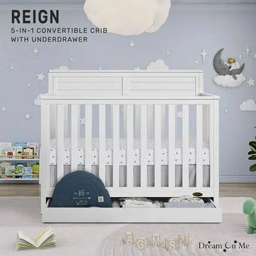 Fisher Price Jenny 5 in 1 Convertible Crib with Under Drawer