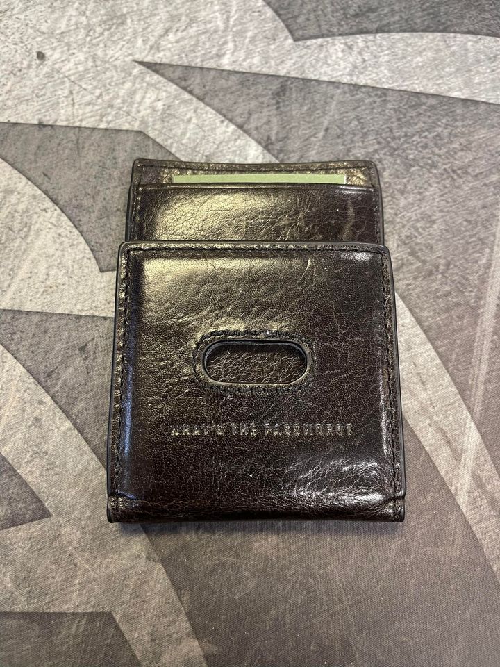 Fossil Magnetic Card Case / Money Clip