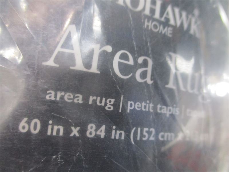 5' x 7' Mohawk Aurora Indoor Area Rug