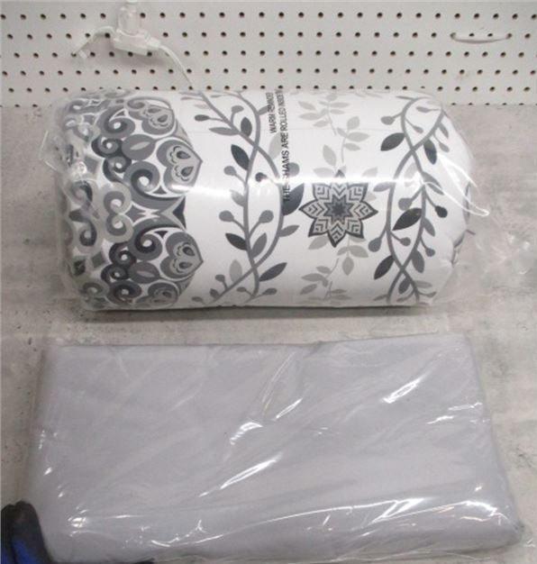 7 Piece Queen Comforter/Sheet Set