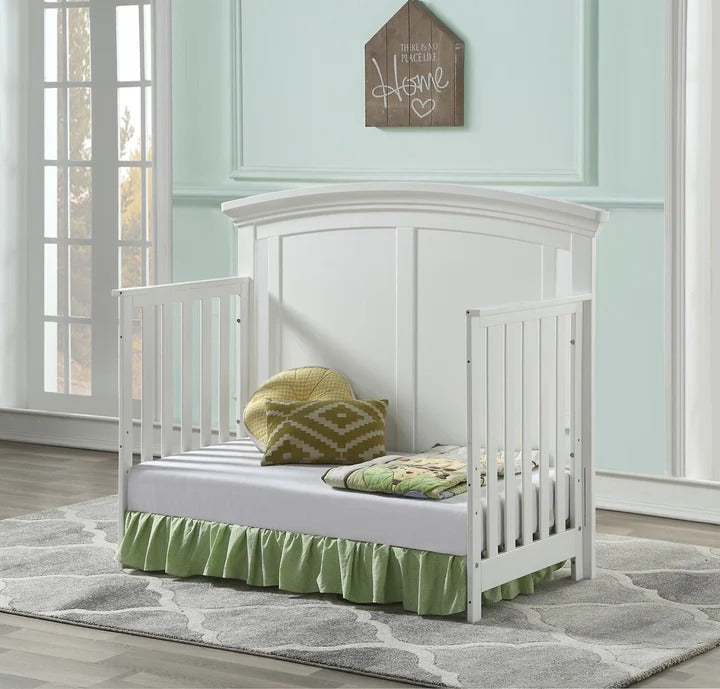 Concord Baby Vermont 4 in 1 Crib - White