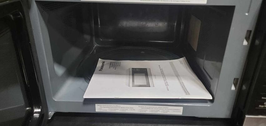 Panasonic Mid-Size 1.3 cft. Genius Microwave Oven