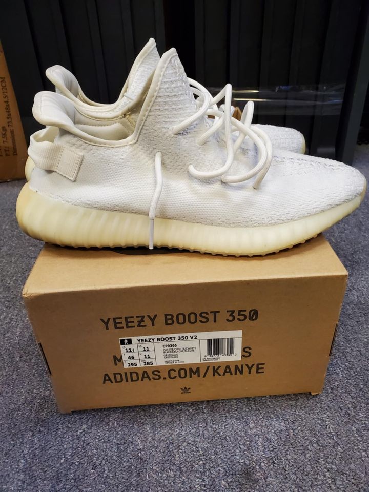 Yeezy 350 V2 - Triple White/Cream White 2017 - Size 11.5