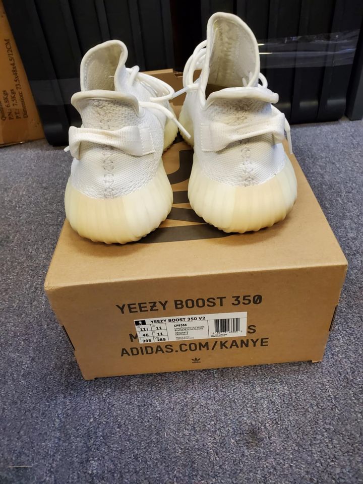 Yeezy 350 V2 - Triple White/Cream White 2017 - Size 11.5