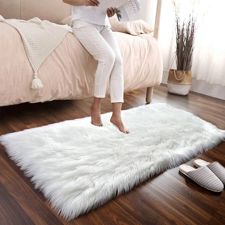 2' x 3' Faux Fur Rug Fluffy Rug White