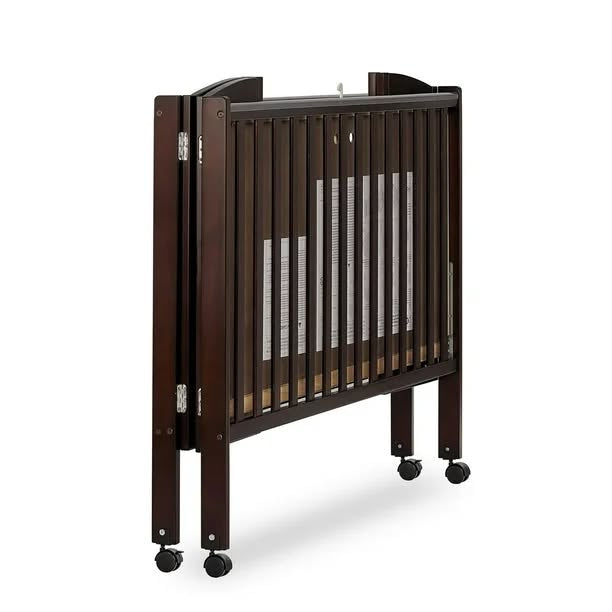 Dream On Me Folding Full-Size Crib